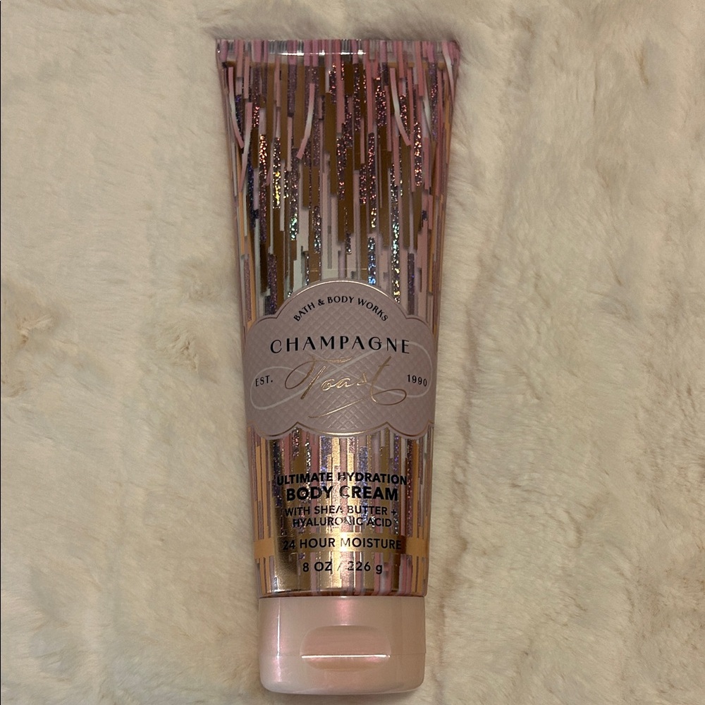 SET Champagne Toast Body Scrub & Cream Gucci Block Paris Heart Dish India Shelf - Picture 14 of 16